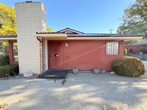 1023 River Drive Coulee Dam WA 99116