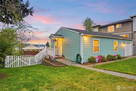 1425 Jones Avenue NE Renton WA 98056