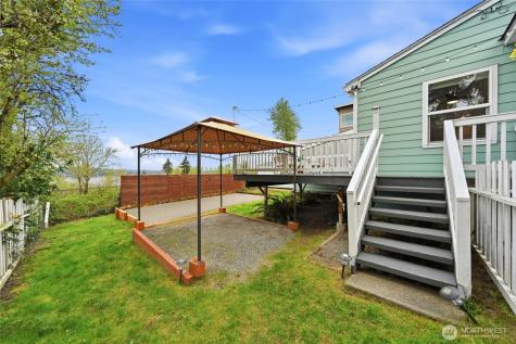 1425 Jones Avenue NE Renton WA 98056