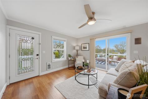 1425 Jones Avenue NE Renton WA 98056