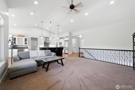 98303 Ridgeview Drive Kennewick WA 99338
