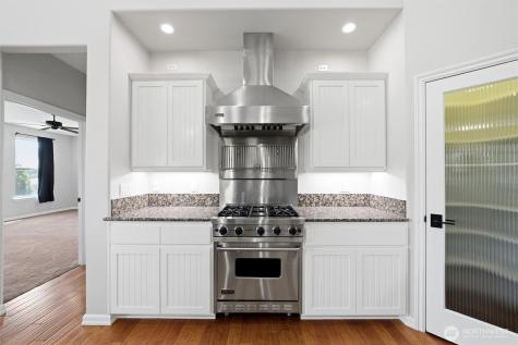 98303 Ridgeview Drive Kennewick WA 99338