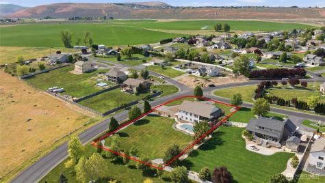 98303 Ridgeview Drive Kennewick WA 99338