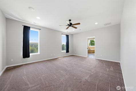 98303 Ridgeview Drive Kennewick WA 99338