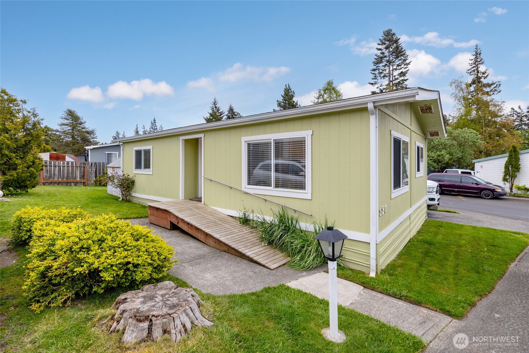700 NW Crosby Oak Harbor WA 98277
