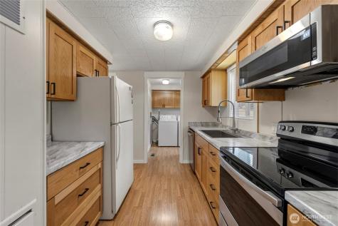 700 NW Crosby Oak Harbor WA 98277