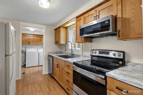 700 NW Crosby Oak Harbor WA 98277