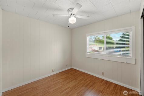 700 NW Crosby Oak Harbor WA 98277
