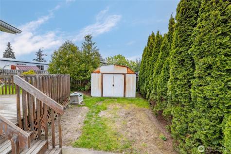 700 NW Crosby Oak Harbor WA 98277