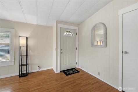 700 NW Crosby Oak Harbor WA 98277