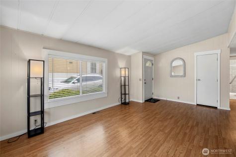 700 NW Crosby Oak Harbor WA 98277