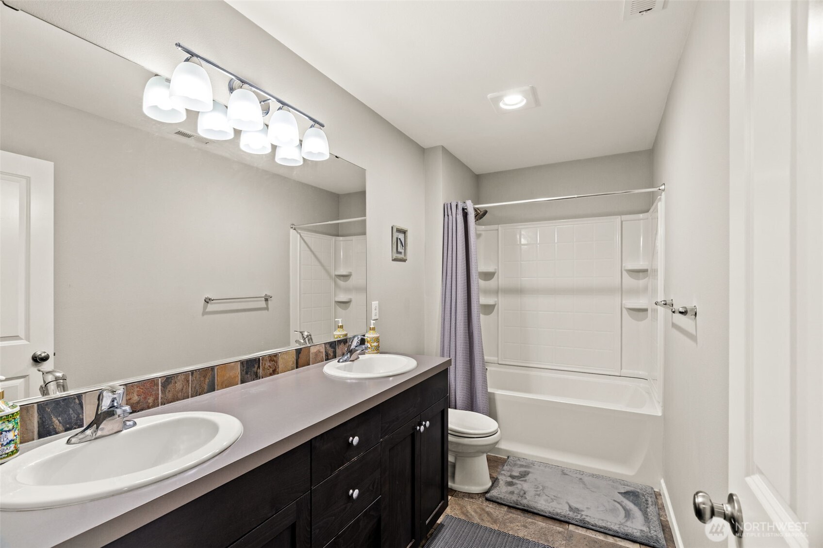 9660 15th Place SE Lake Stevens WA 98258