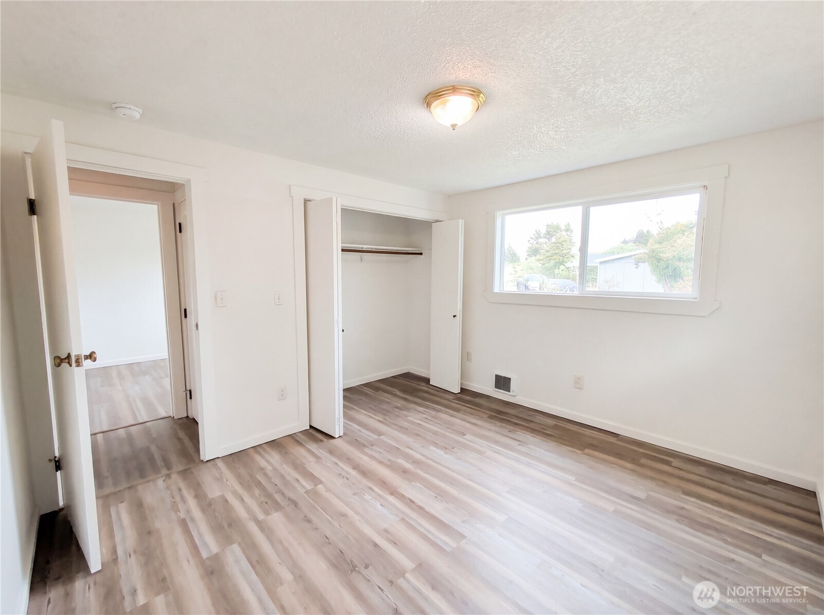 494 Inlet Avenue NW Ocean Shores WA 98569