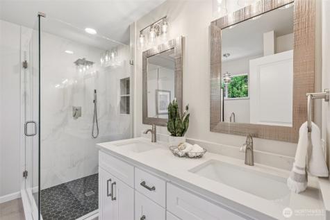 2840 139th Avenue SE Bellevue WA 98005