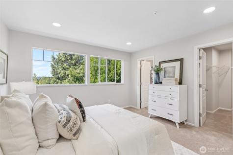 2840 139th Avenue SE Bellevue WA 98005