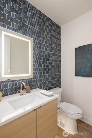 7826 115th Place NE Kirkland WA 98033