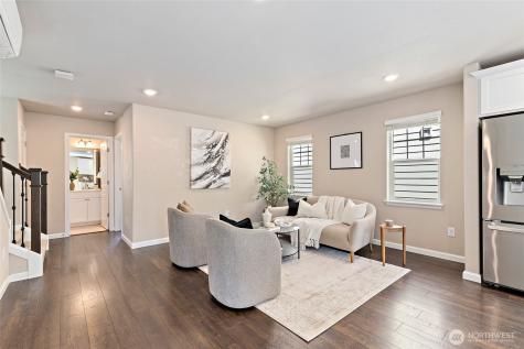 6724 34th Avenue SW Seattle WA 98126