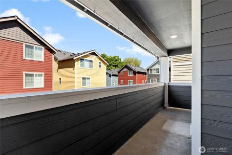 6724 34th Avenue SW Seattle WA 98126