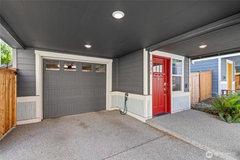 6724 34th Avenue SW Seattle WA 98126