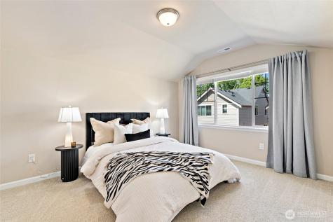 6724 34th Avenue SW Seattle WA 98126