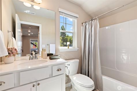 6724 34th Avenue SW Seattle WA 98126