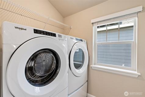 6724 34th Avenue SW Seattle WA 98126