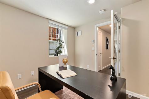 6724 34th Avenue SW Seattle WA 98126