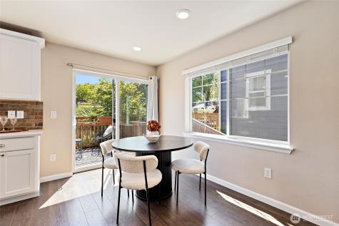 6724 34th Avenue SW Seattle WA 98126