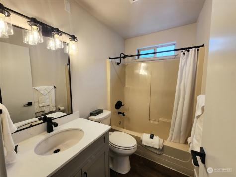 1 Lodge 627-o Manson WA 98831