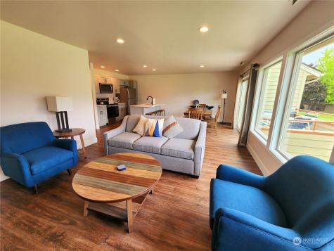 1 Lodge 627-o Manson WA 98831