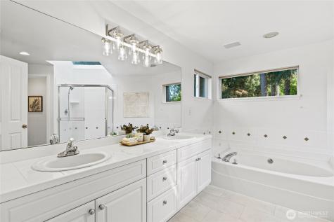 11016 166th Place NE Redmond WA 98052