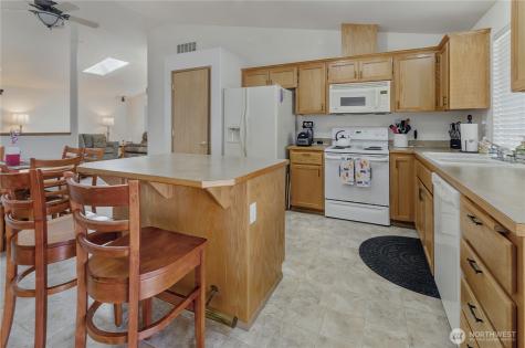 2530 187th Street E Tacoma WA 98445