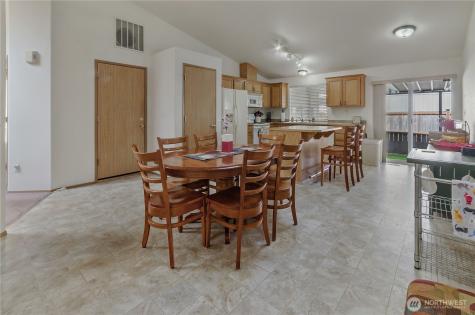 2530 187th Street E Tacoma WA 98445