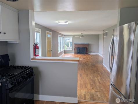 1740 6th Street Oak Harbor WA 98277