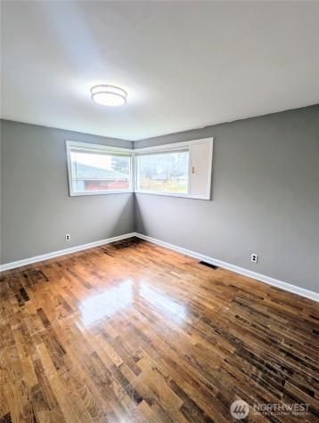 1740 6th Street Oak Harbor WA 98277