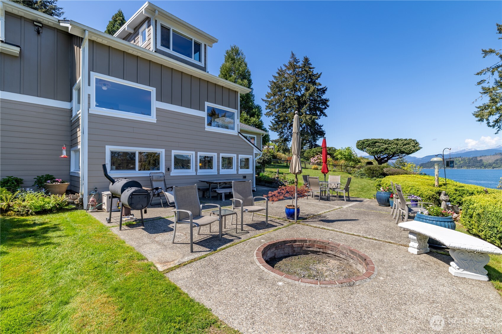 6502 E State Route 106 Union WA 98592