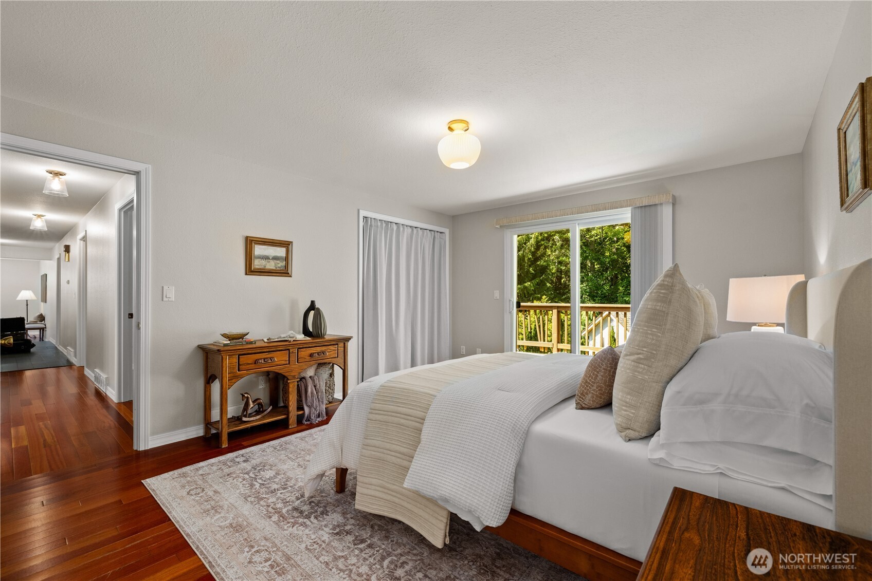 8021 181st Place SW Edmonds WA 98026