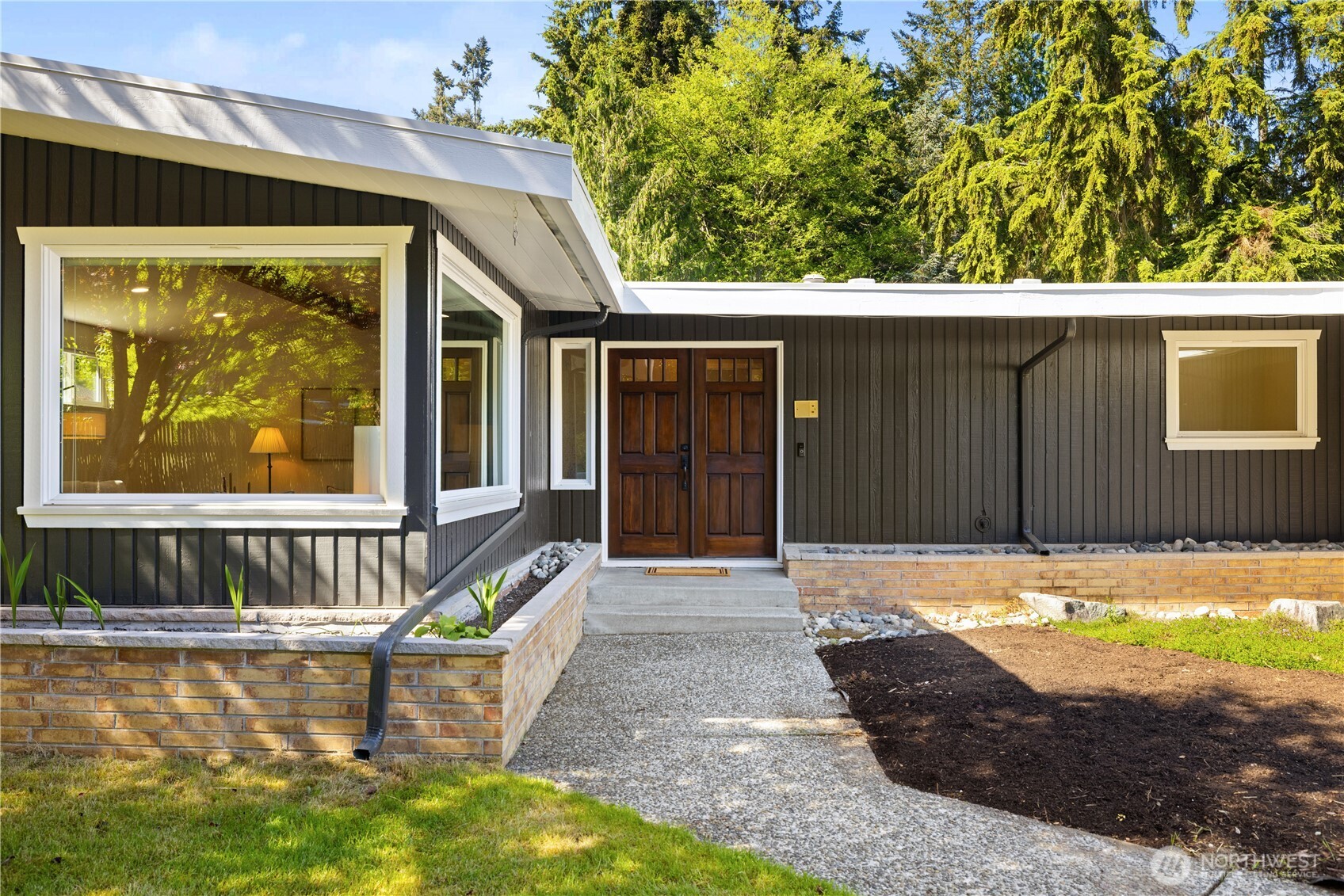 8021 181st Place SW Edmonds WA 98026