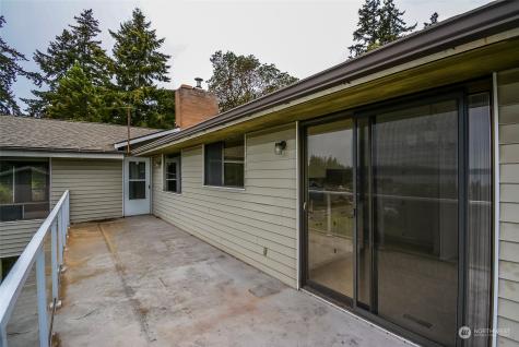 2296 Mariner Beach Drive Oak Harbor WA 98277