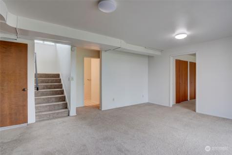 2296 Mariner Beach Drive Oak Harbor WA 98277