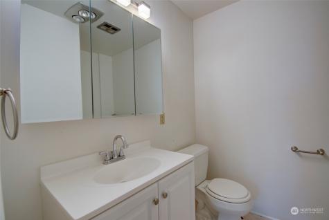 2296 Mariner Beach Drive Oak Harbor WA 98277