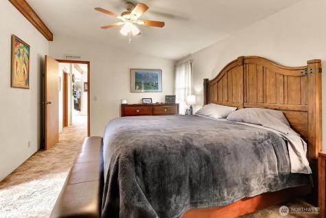 1427 100th Street SW Everett WA 98204