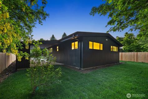 10012 8th Avenue NW Seattle WA 98177