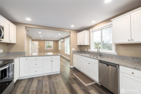 301 N Anacortes Street Burlington WA 98233
