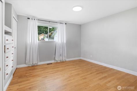 2120 Ginkgo Street SE Auburn WA 98092