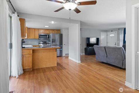 2120 Ginkgo Street SE Auburn WA 98092