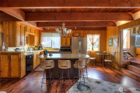 420 Lough Lane Westport WA 98595