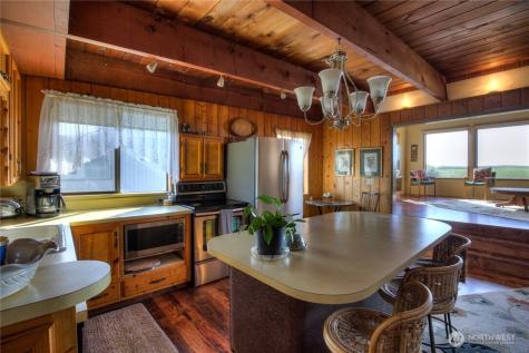 420 Lough Lane Westport WA 98595