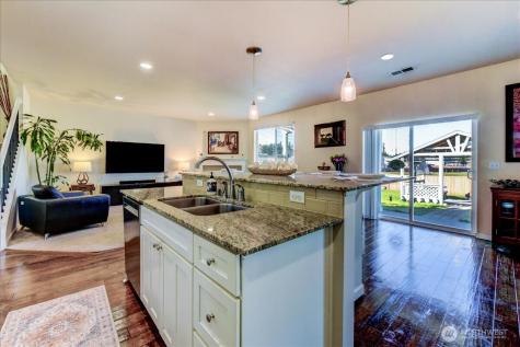 8007 230th Street Court E Graham WA 98338
