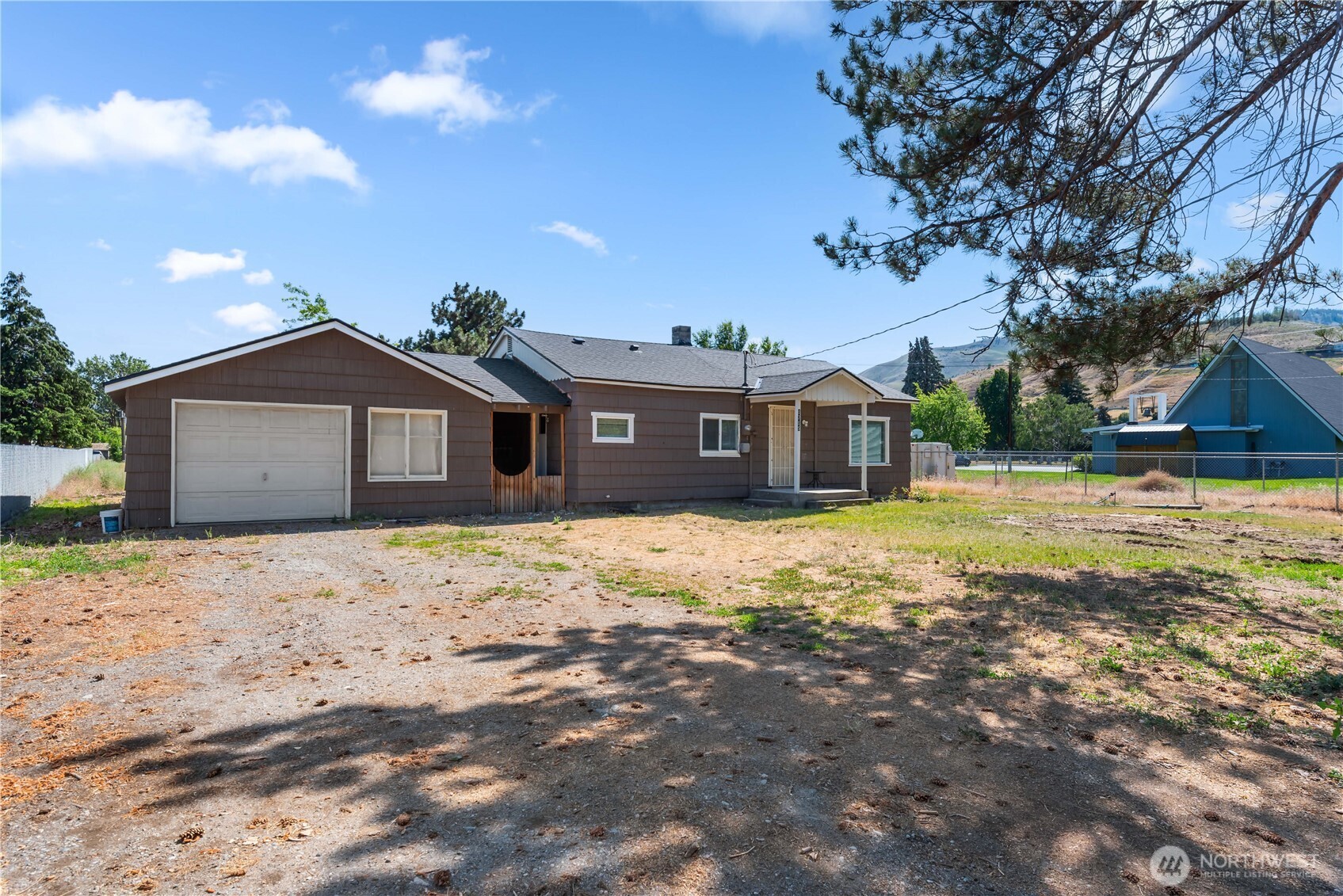 1715 Locust Street Wenatchee WA 98801